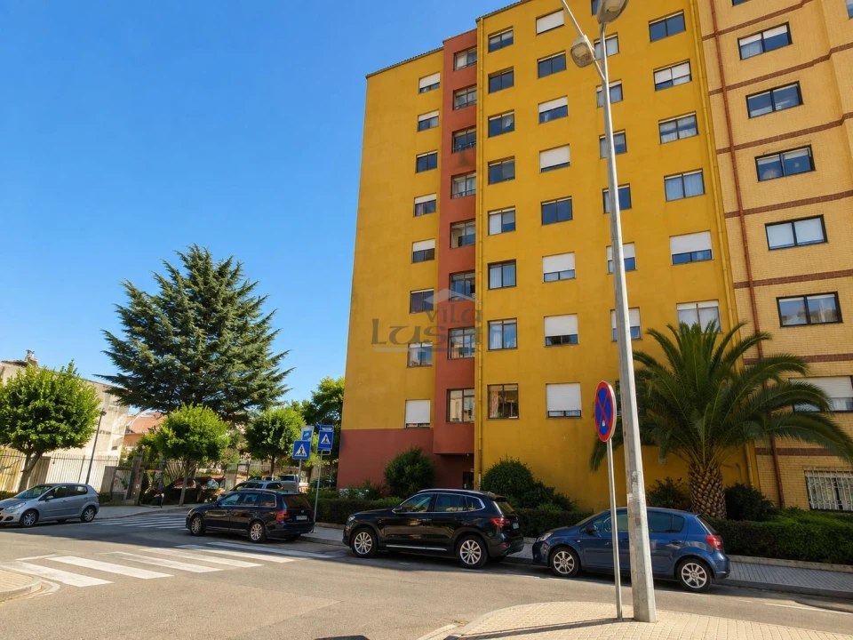 Apartamento T2 para Venda em Mafamude e Vilar do Paraíso Foto 16