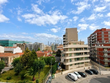 Apartamento T2 para Venda em Mafamude e Vilar do Paraíso