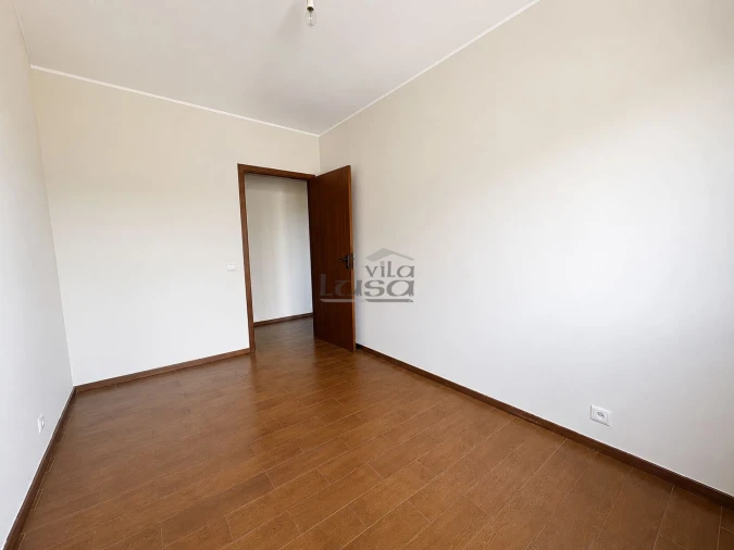 Apartamento T2 para Venda em Mafamude e Vilar do Paraíso Foto 14