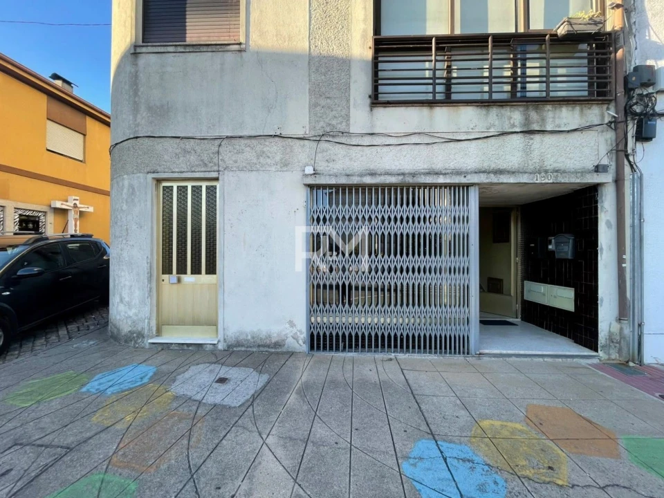 Loja para Arrendamento em Valongo Foto 15