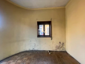 Loja para Arrendamento em Valongo