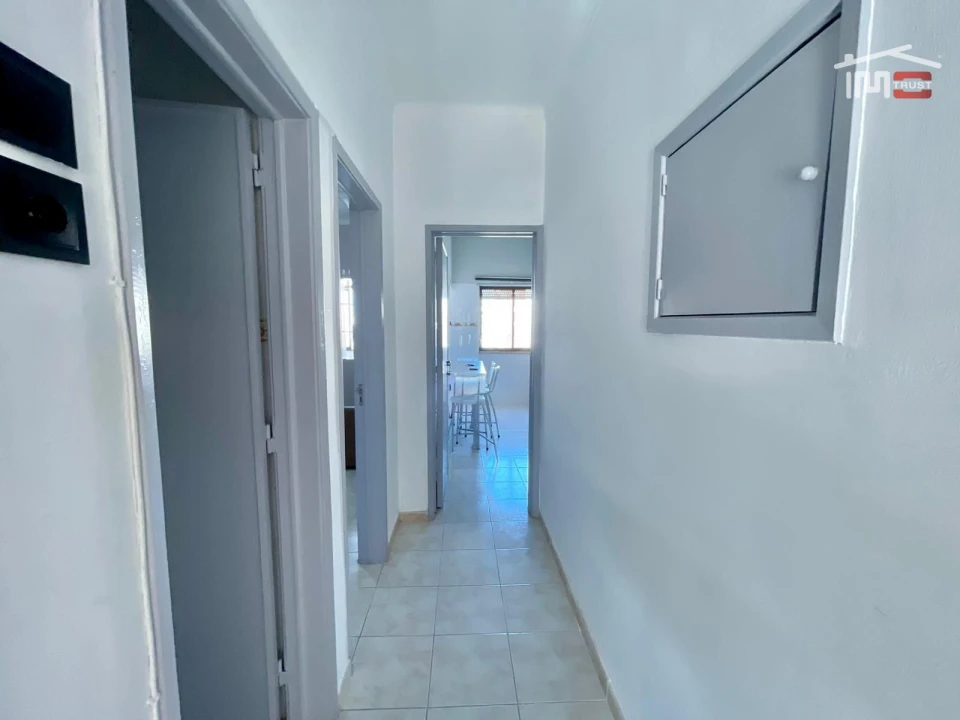 Apartamento T1 para Venda em Barreiro e Lavradio Foto 14