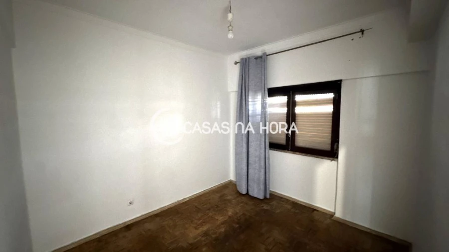 Apartamento T3 para Venda em Laranjeiro e Feijó Foto 16