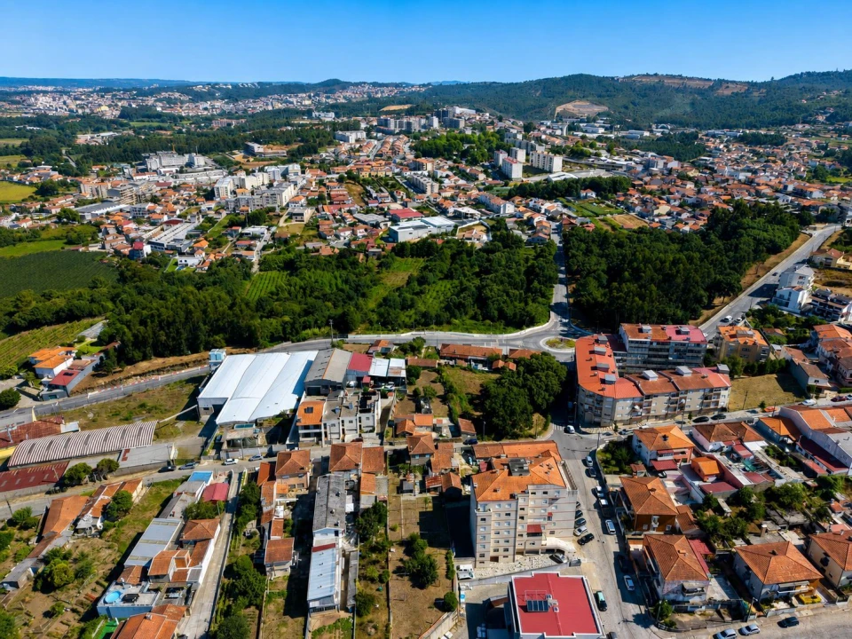 Apartamento T2 para Venda em Fânzeres e São Pedro da Cova Foto 28