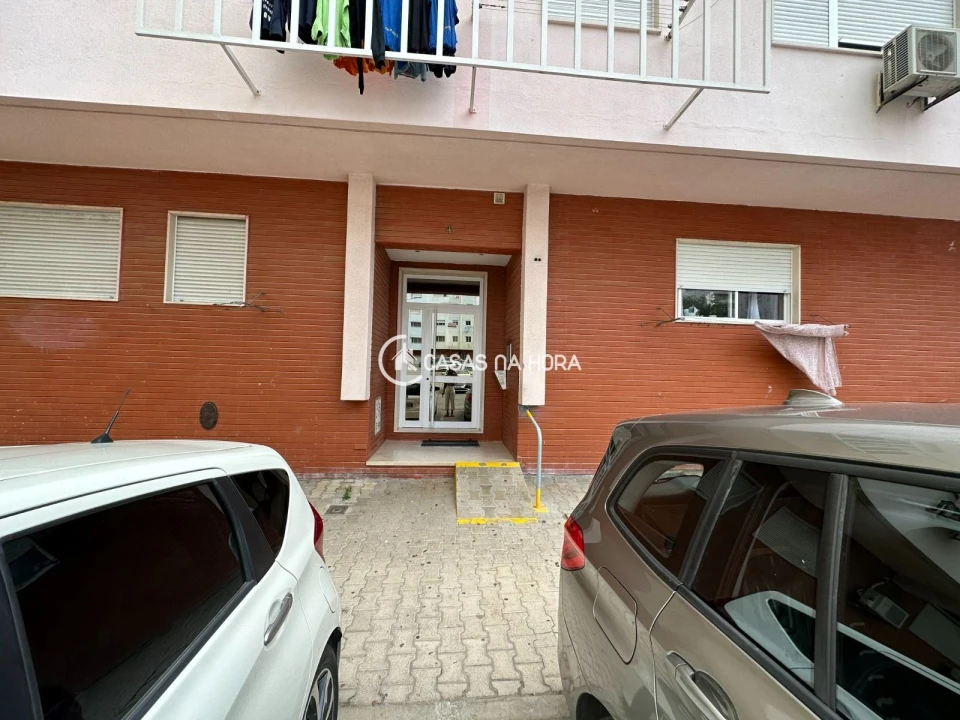 Apartamento T2 para Venda em Corroios Foto 20
