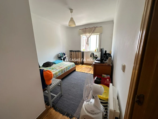 Apartamento T2 para Venda em Corroios Foto 10