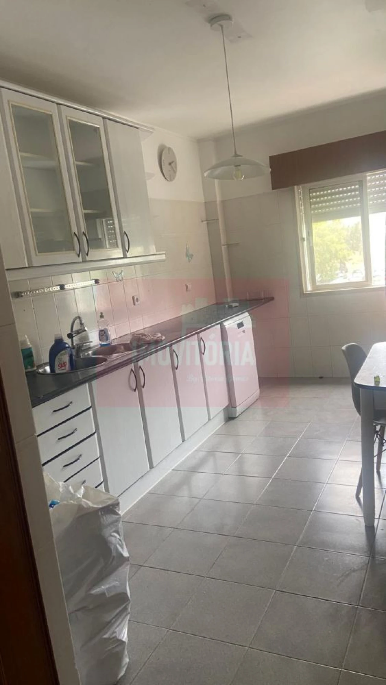 Apartamento T2 para Arrendamento em Algueirão-Mem Martins Foto 3