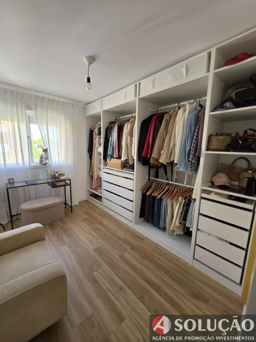 Apartamento T2 para Venda em Avintes Foto 17