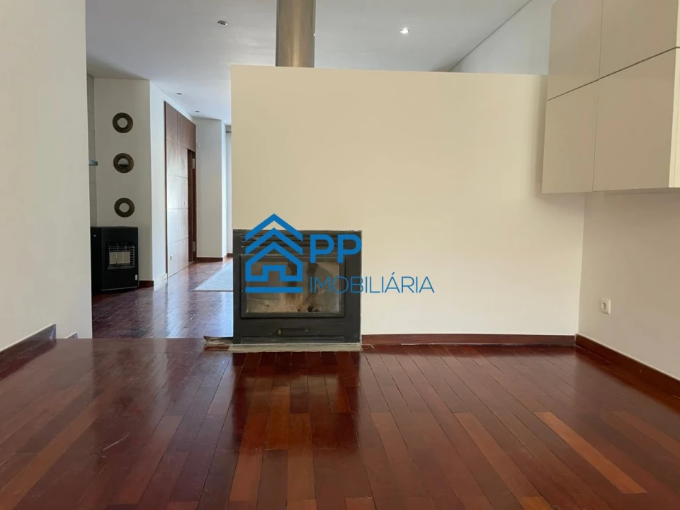 Moradia T3 para Venda em Gondomar (São Cosme), Valbom e Jovim Foto 6