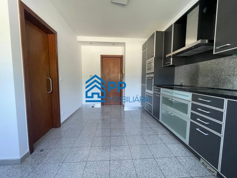 Moradia T3 para Venda em Gondomar (São Cosme), Valbom e Jovim Foto 14