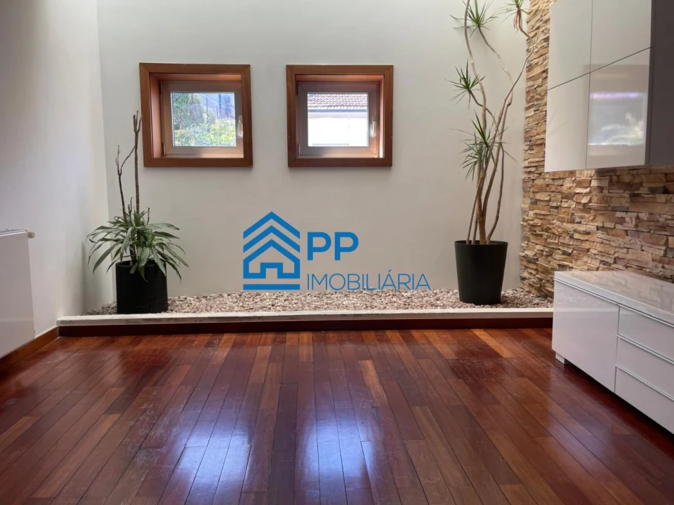 Moradia T3 para Venda em Gondomar (São Cosme), Valbom e Jovim Foto 3