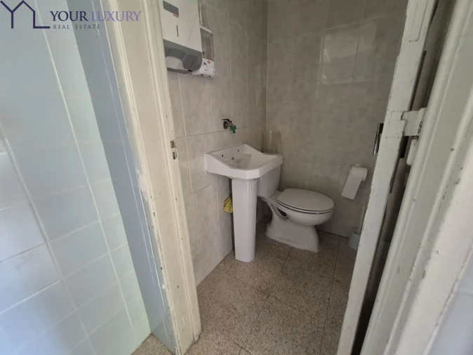 Loja para Arrendamento em Queluz e Belas Foto 11
