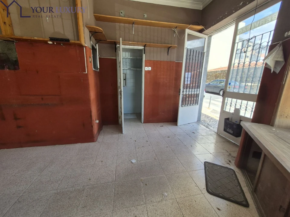 Loja para Arrendamento em Queluz e Belas Foto 7