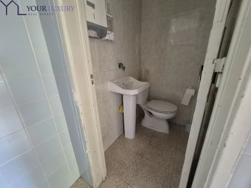 Loja para Arrendamento em Queluz e Belas Foto 11