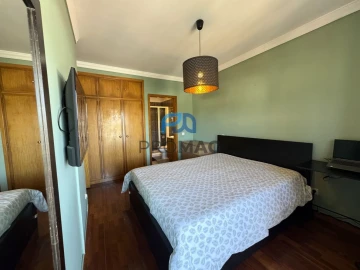 Apartamento T3 para Venda em Nogueira e Silva Escura