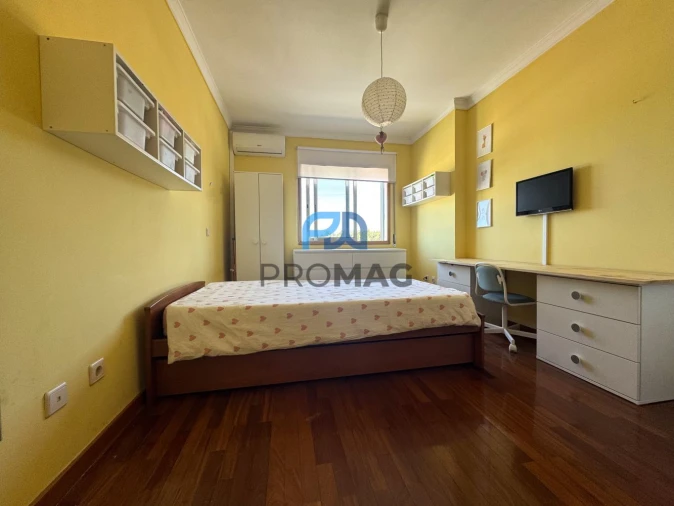 Apartamento T3 para Venda em Nogueira e Silva Escura Foto 24