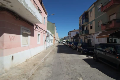 Loja para Venda em Baixa da Banheira e Vale da Amoreira