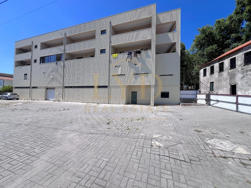 Armazém para Venda em Penamaior Foto 16