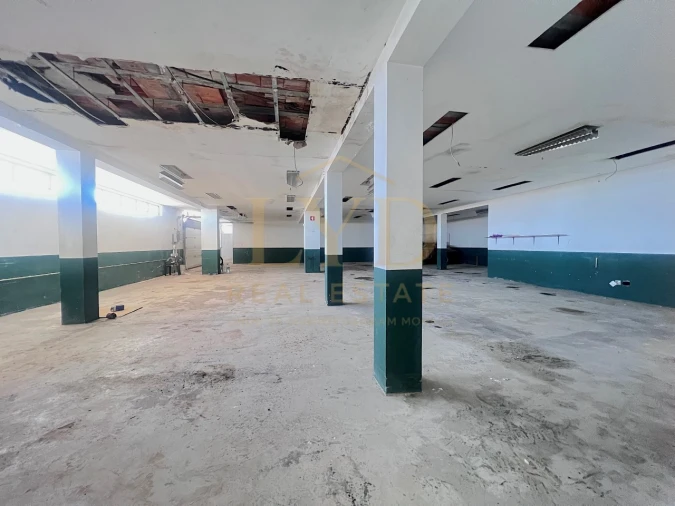 Armazém para Venda em Penamaior Foto 6
