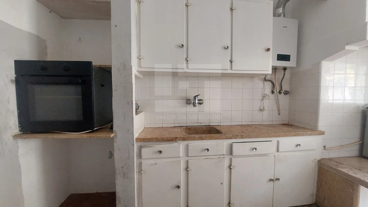 Apartamento T3 para Venda em Queluz e Belas Foto 1