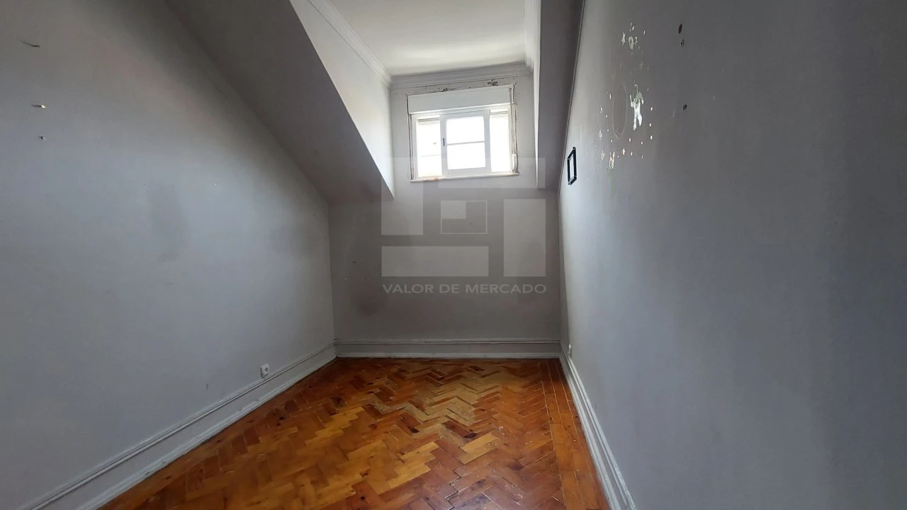Apartamento T3 para Venda em Queluz e Belas Foto 9