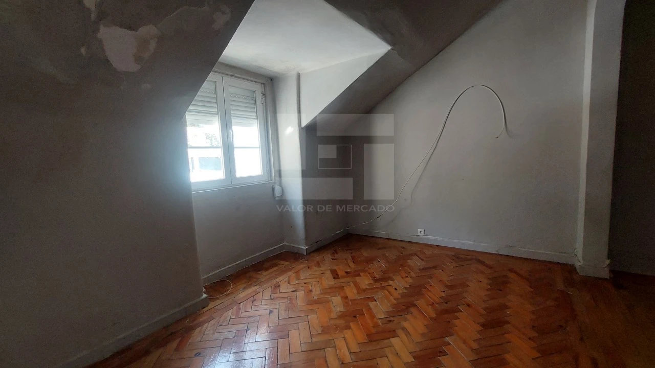 Apartamento T3 para Venda em Queluz e Belas Foto 14