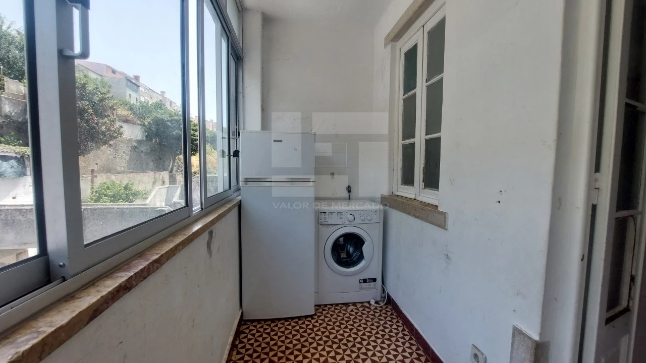 Apartamento T3 para Venda em Queluz e Belas Foto 17