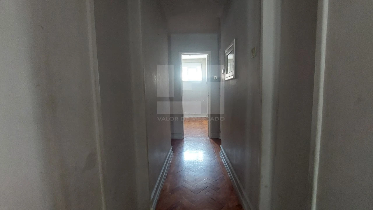 Apartamento T3 para Venda em Queluz e Belas Foto 18