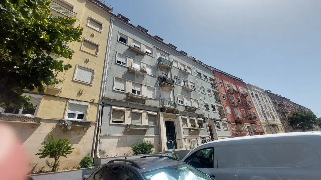 Apartamento T3 para Venda em Queluz e Belas Foto 22