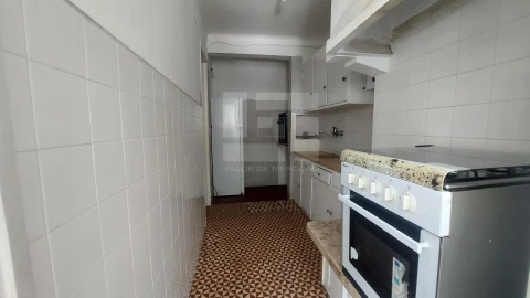 Apartamento T3 para Venda em Queluz e Belas