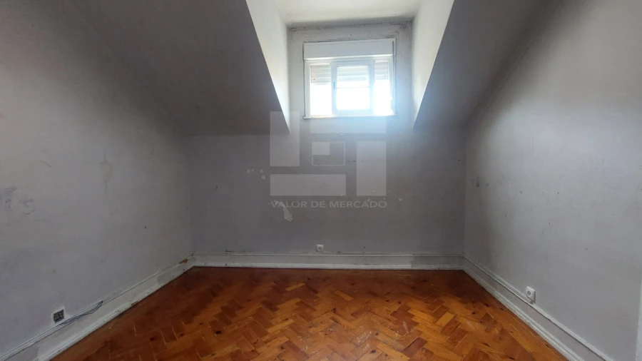 Apartamento T3 para Venda em Queluz e Belas Foto 5