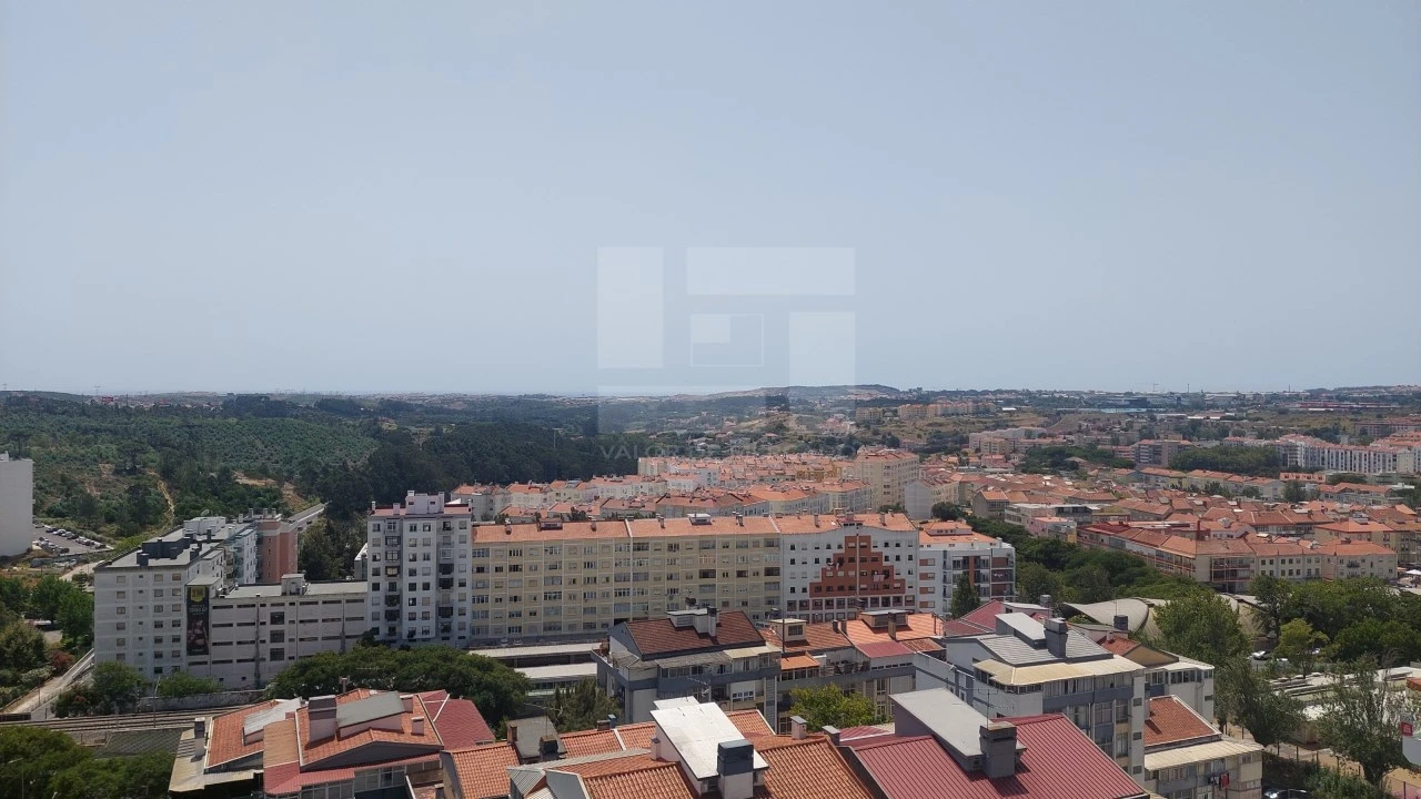 Apartamento T3 para Venda em Rio de Mouro Foto 29
