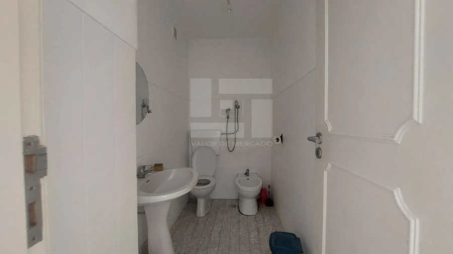 Apartamento T3 para Venda em Rio de Mouro Foto 24