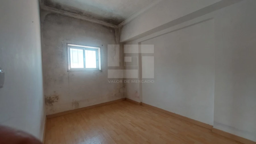 Apartamento T3 para Venda em Rio de Mouro Foto 26