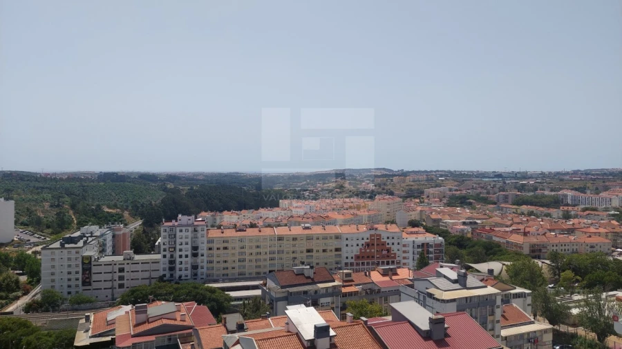 Apartamento T3 para Venda em Rio de Mouro Foto 29