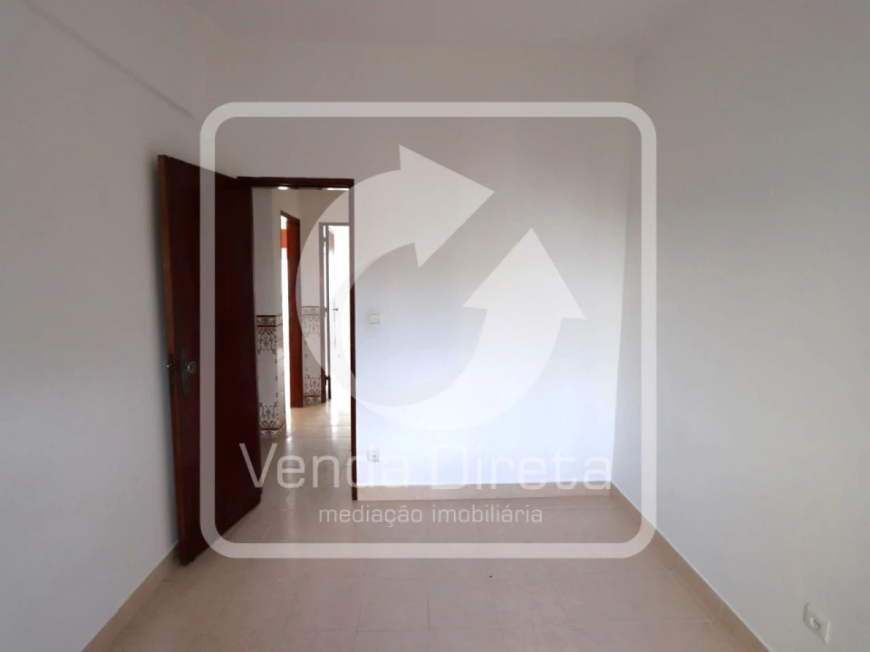 Apartamento T3 para Venda em Moita Foto 10