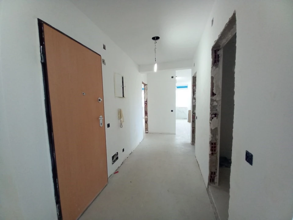 Apartamento T4 para Venda em Laranjeiro e Feijó Foto 5