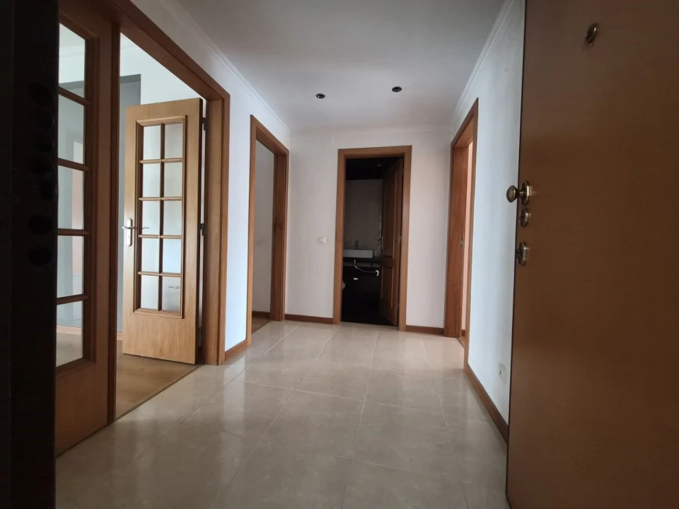 Apartamento T2 para Venda em Laranjeiro e Feijó Foto 7