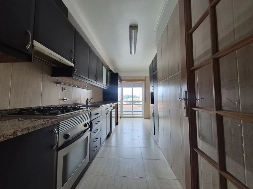 Apartamento T2 para Venda em Laranjeiro e Feijó Foto 8