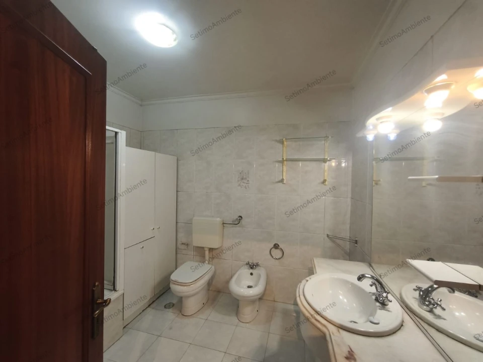 Apartamento T2 para Venda em Algueirão-Mem Martins Foto 11
