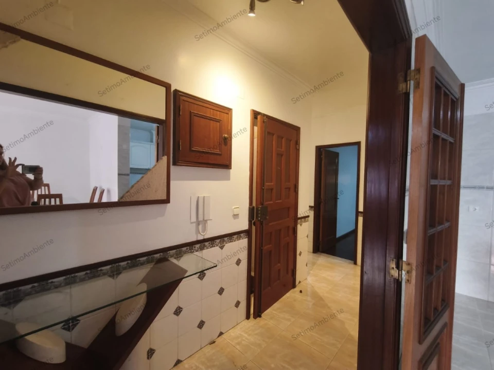 Apartamento T2 para Venda em Algueirão-Mem Martins Foto 13