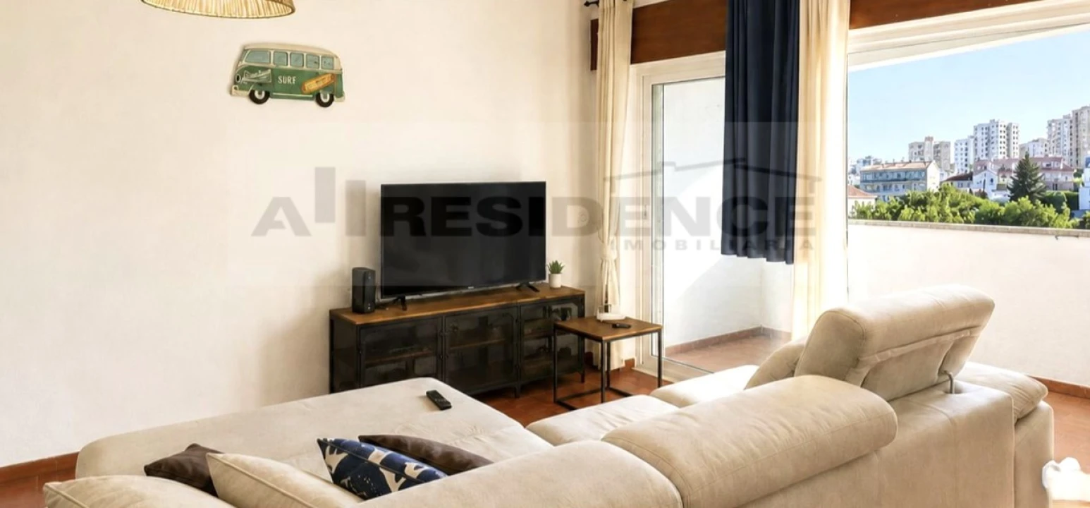 Apartamento T1 para Venda em Albufeira e Olhos de Água Foto 2