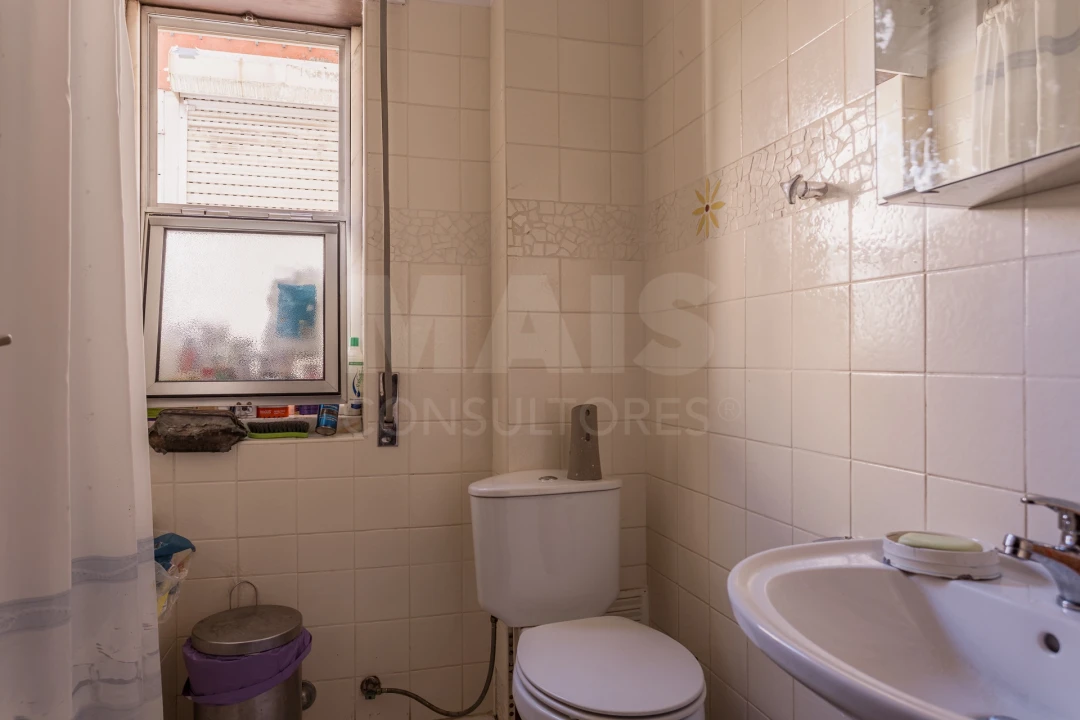 Apartamento T2 para Venda em Santo António dos Cavaleiros e Frielas Foto 11
