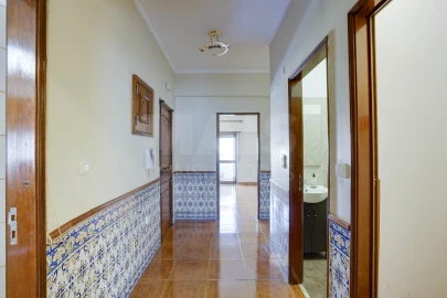 Apartamento T3 para Venda em Póvoa de Santo Adrião e Olival Basto
