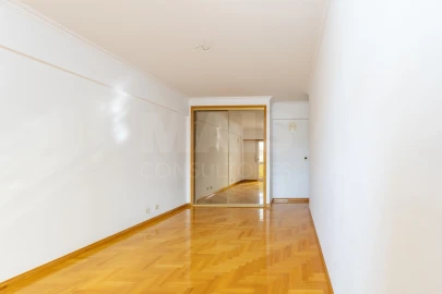 Apartamento T1 para Arrendamento em Póvoa de Santa Iria e Forte da Casa