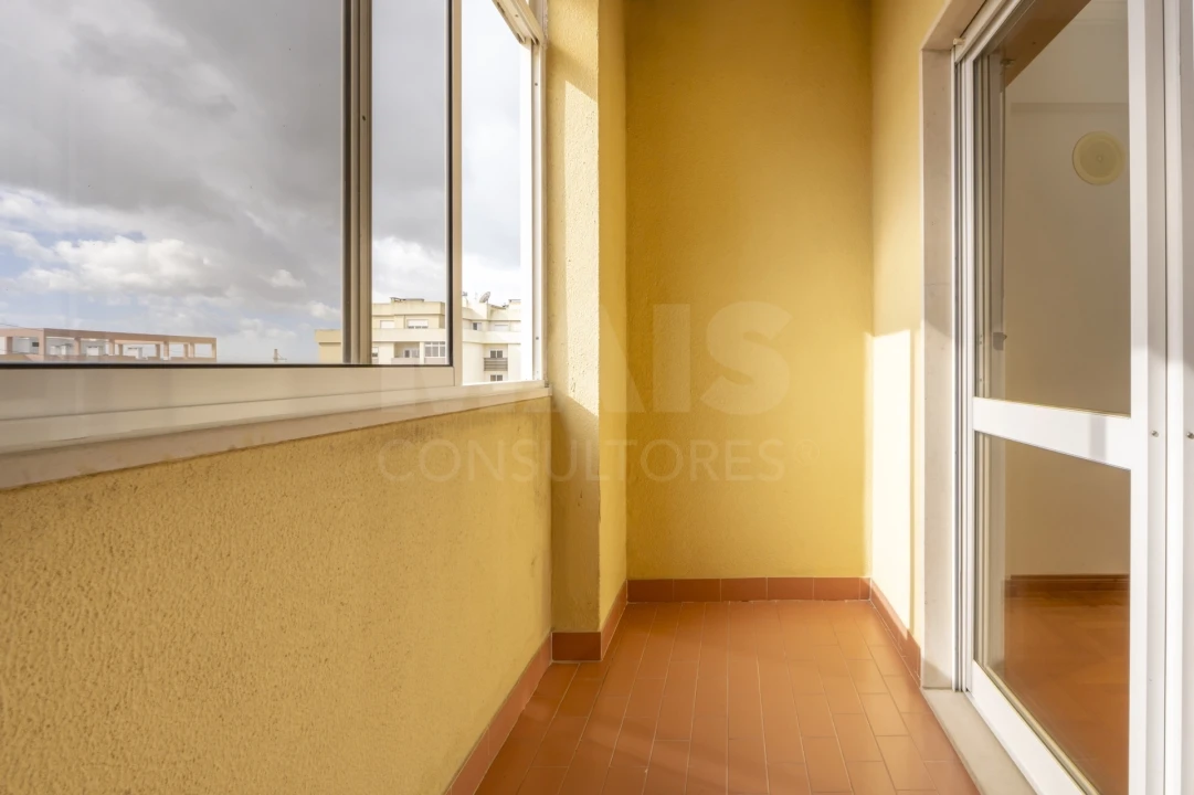 Apartamento T1 para Arrendamento em Póvoa de Santa Iria e Forte da Casa Foto 10