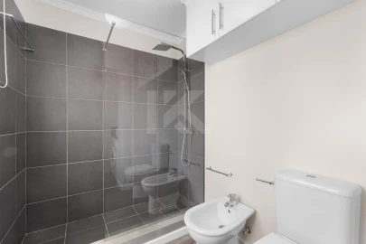 Apartamento para Venda em Funchal (São Pedro)
