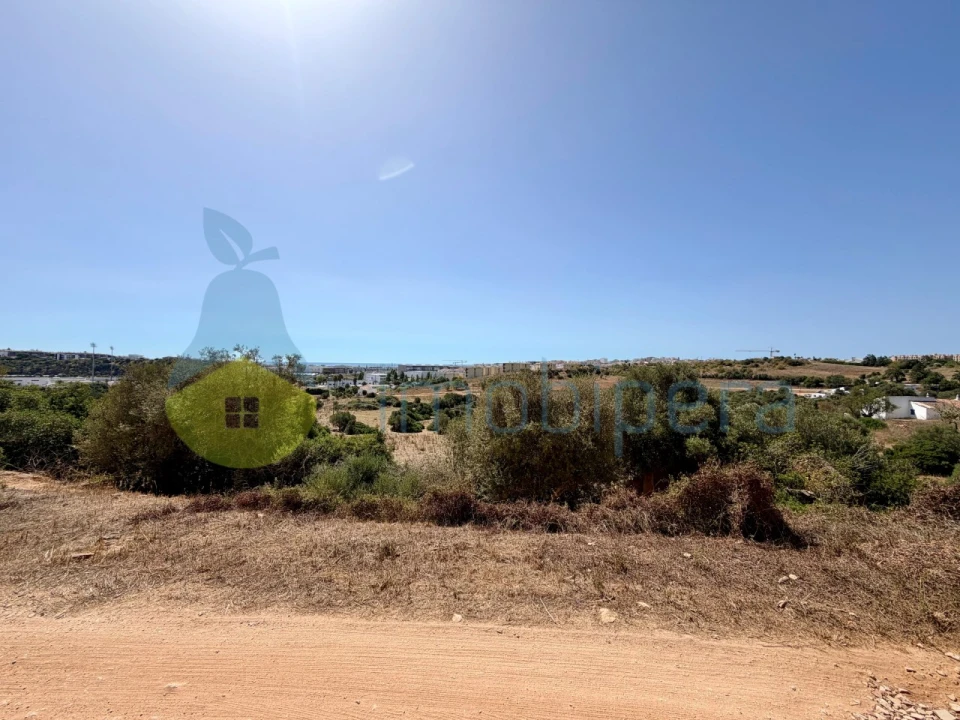 Terreno para Venda em Lagos (São Sebastião e Santa Maria) Foto 6