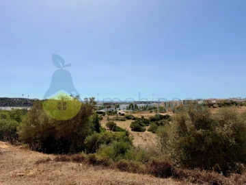 Terreno para Venda em Lagos (São Sebastião e Santa Maria)
