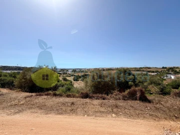 Terreno para Venda em Lagos (São Sebastião e Santa Maria)